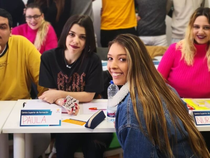 Jóvenes participantes en el proyecto de Fundación Iter y Fundación Repsol